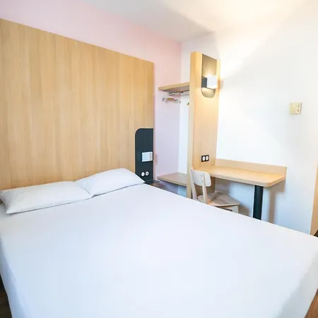 Bordeaux Aeroport Hotel 2*