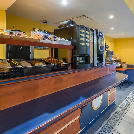 Hotel Bordeaux Aeroport 2*